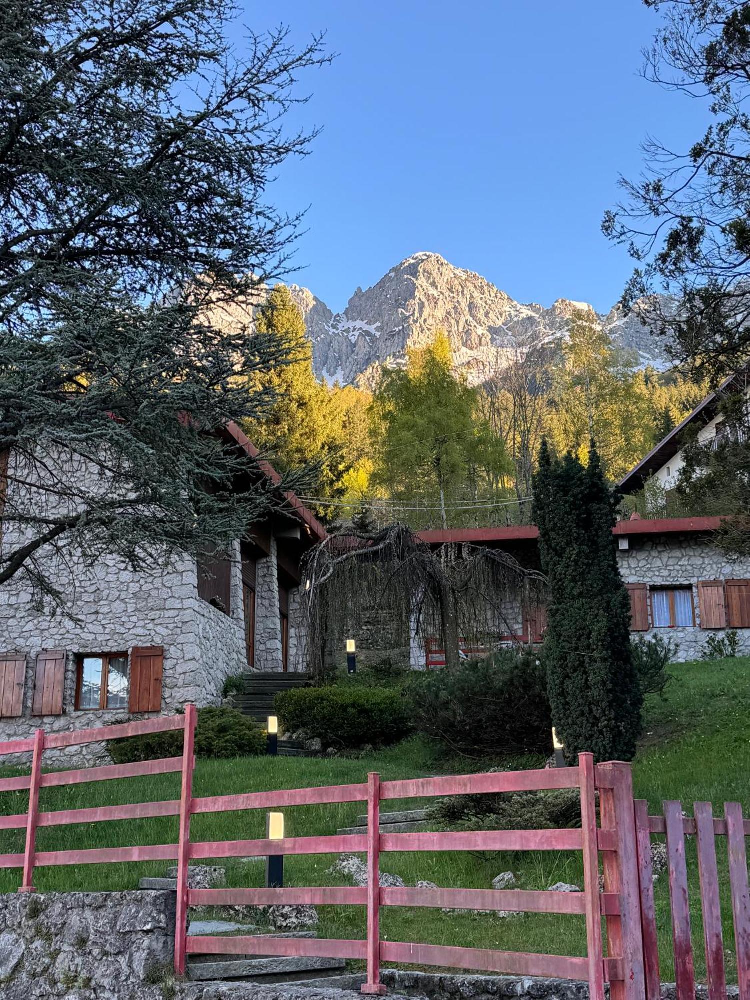 Villa Drago Chalet Oltre il Colle 外观 照片